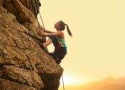 Dream Meaning of Climbing A Hill