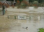 Dream Meaning of River Overflowing