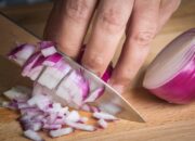 Dream Meaning of Cutting Onions