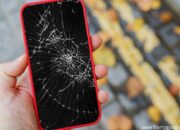 Dream Meaning of Cracked Phone Screen