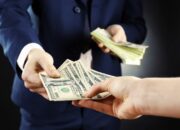 Dream Meaning of Someone Given Me Money