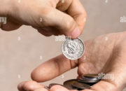 Dream Meaning of Giving Coins To Someone