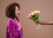 Dream Meaning of Receiving Flowers