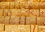 Dream Meaning of Buying Gold Jewelry