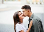 Dream Meaning of Kissing Someone On The Cheek