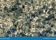 Dream Meaning of Seeing A Lot Of Money