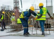 Dream Meaning of Seeing Construction Workers